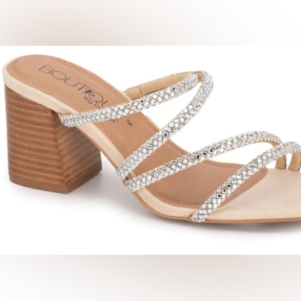 Corkys Dreamy Clear Sandals Size 6-brand new